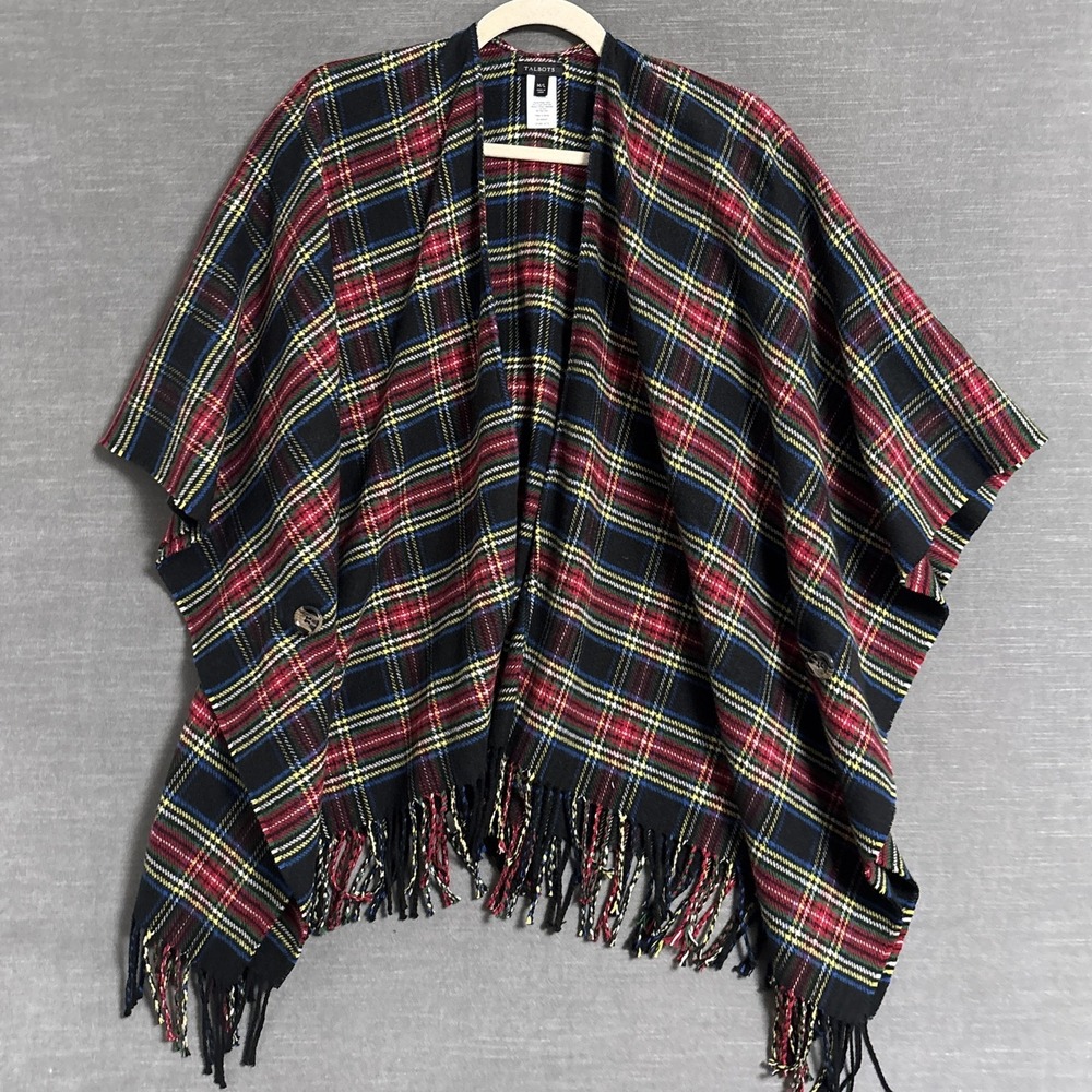 Talbots Shawl Wrap M/L Red Tartan Plaid Flannel Button Fringe Holiday Fall